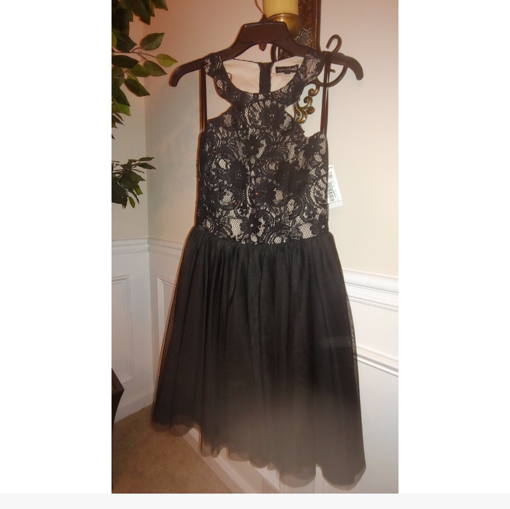 NWT prom or evening dress!!